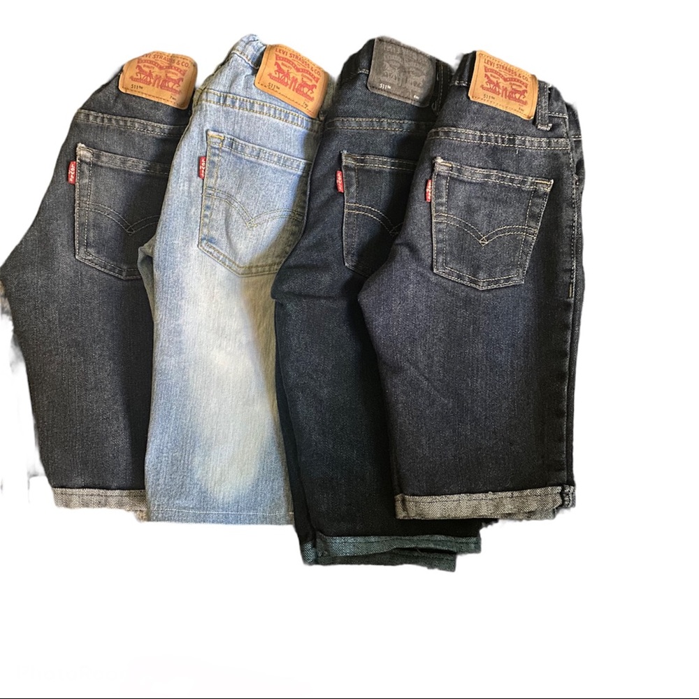 Levis 4pc jeans short, size boys 6-7